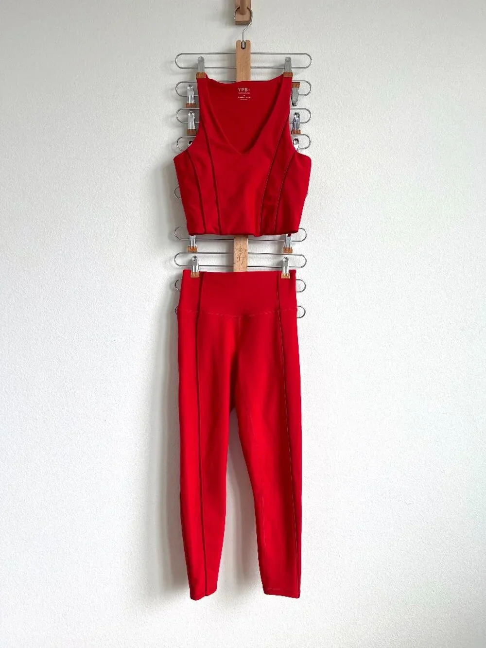YPB Abercrombie Set: Corset V-Neck Tank & sculptLUX 7/8 Leggings - Crimson Red
